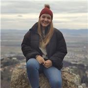 Imparto clases de apoyo en distintas materias en Tenerife o por videollamada. Soy graduada en Tecnología de los alimentos por lo que me encantan las ciencias.